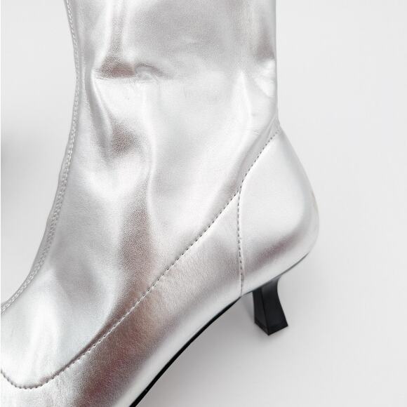 Abound Erinn Pointed Toe Heel Boot Women's Silver Metallic Size US7.5M EU38 - Picture 13 of 14